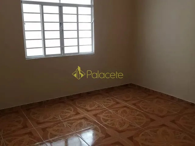 Casa 2 quartos e 3 banheiros, à venda, no bairro Frei Galvão em Potim