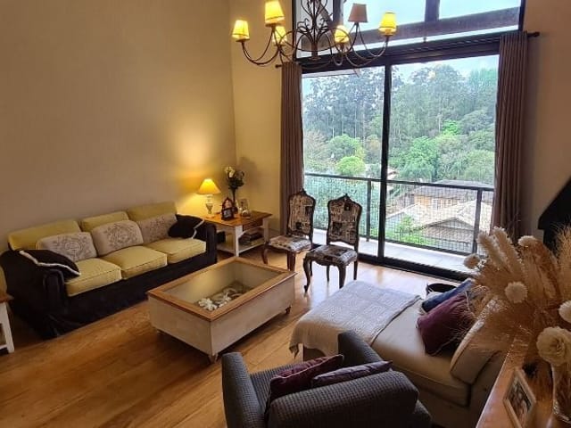 Casa com 2450m² 3 quartos e 3 banheiros, à venda, no bairro Jardim Mediterraneo em Cotia