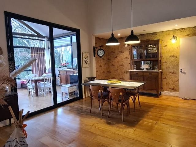 Casa com 2450m² 3 quartos e 3 banheiros, à venda, no bairro Jardim Mediterraneo em Cotia