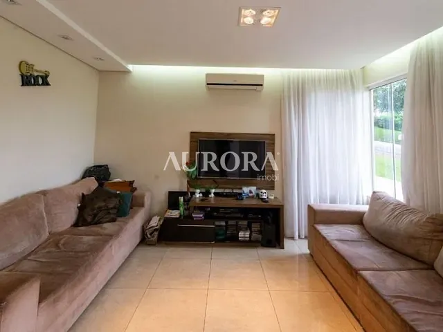 Casa com 317m² 4 quartos e 3 banheiros, à venda, no bairro Esperança em Londrina