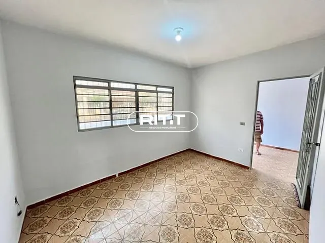 Casa com 250m² 4 quartos e 2 banheiros, à venda, no bairro Jardim Eulina em Campinas