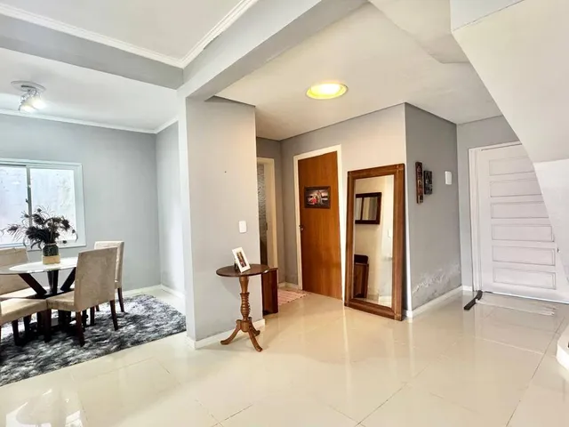 Casa com 180m² 3 quartos e 2 banheiros, à venda, no bairro Areal em Pelotas