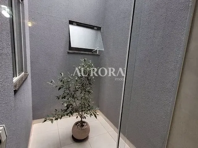 Casa com 300m² 3 quartos e 3 banheiros, à venda, no bairro C. H. São Pedro em Londrina
