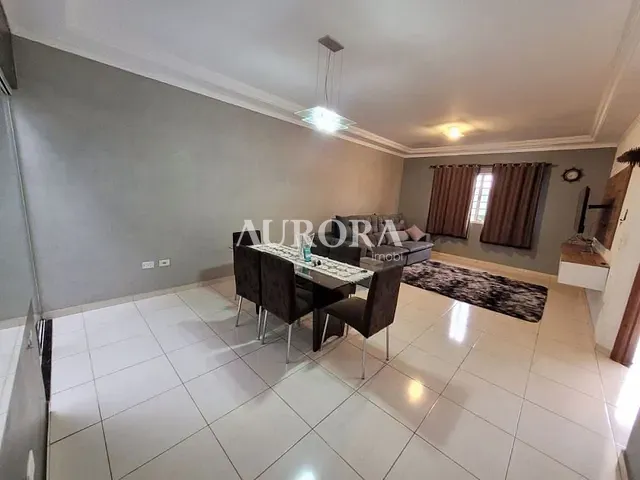 Casa com 300m² 3 quartos e 3 banheiros, à venda, no bairro C. H. São Pedro em Londrina