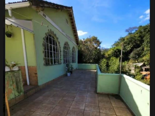 Casa 2 quartos e 1 banheiro, à venda, no bairro Centro em Petrópolis