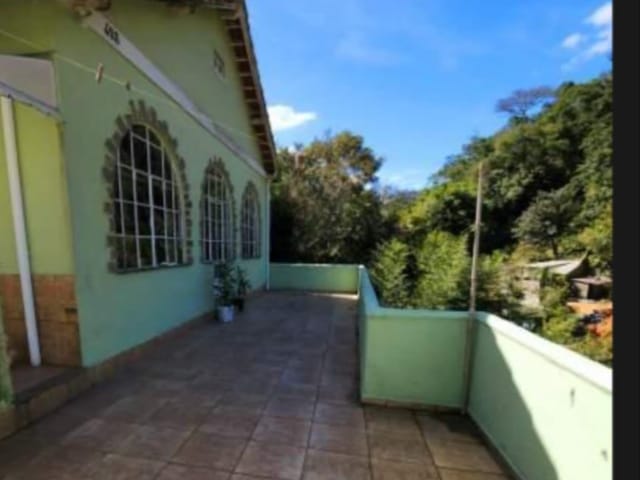 Casa 2 quartos e 1 banheiro, à venda, no bairro Centro em Petrópolis