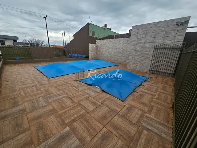 Casa 3 quartos e 3 banheiros, para alugar, no bairro Vila Araponguinha em Arapongas
