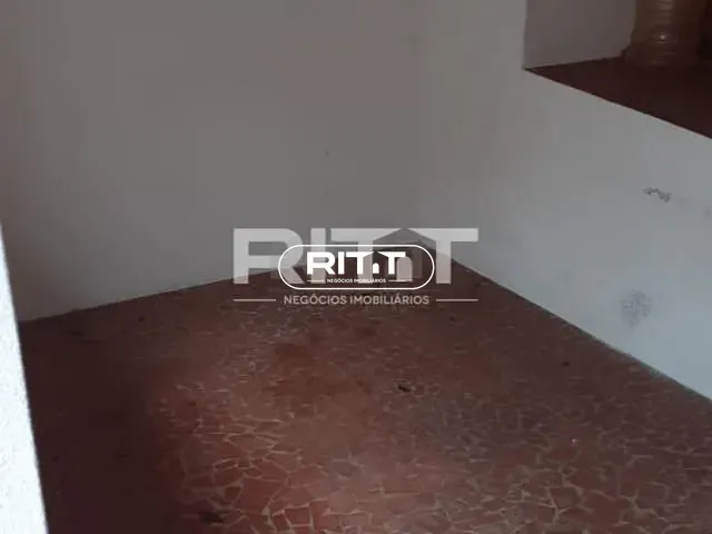 Casa com 250m² 3 quartos e 1 banheiro, à venda, no bairro Swift em Campinas