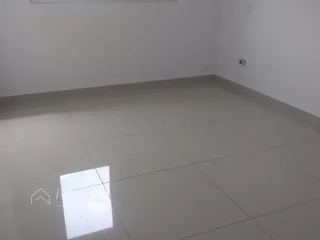 Casa com 183m² 3 quartos e 2 banheiros, à venda, no bairro Vila Bandeirantes em Caçapava