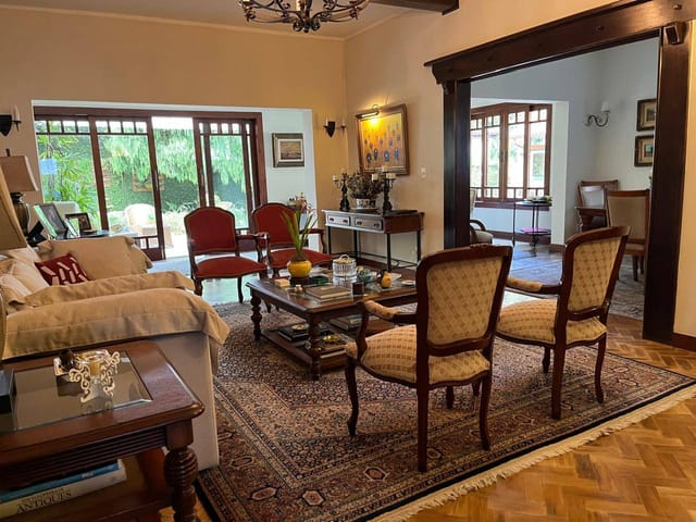 Casa com 4500m² 4 quartos e 4 banheiros, à venda, no bairro Quitandinha em Petrópolis