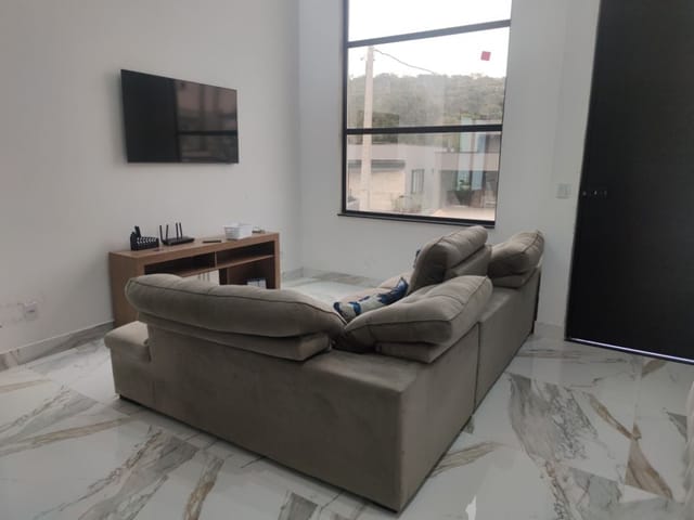 Casa com 321m² 3 quartos e 4 banheiros, à venda, no bairro Cidade Parquelandia em Mogi das Cruzes