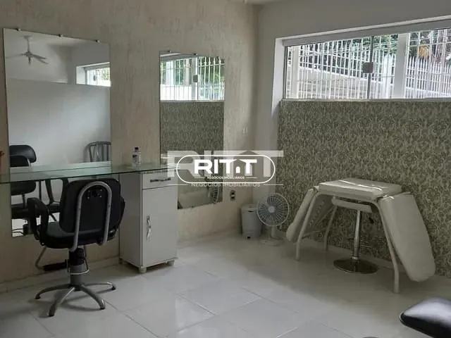 Casa com 250m² 3 quartos e 1 banheiro, à venda, no bairro Jardim dos Oliveiras em Campinas