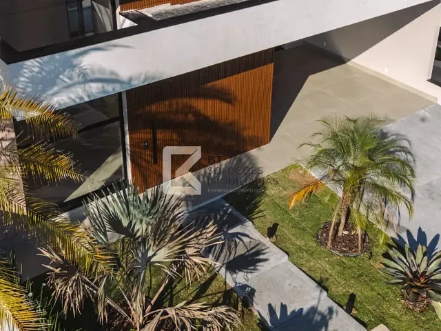 Casa com 300m² 3 quartos e 4 banheiros, à venda, no bairro Jardim Juliana em Indaiatuba