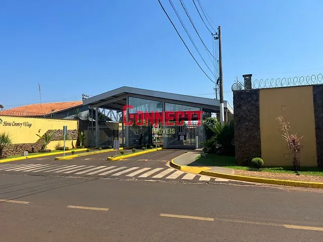 Casa com 360m² 4 quartos e 4 banheiros, à venda, no bairro Centro em Jardinópolis