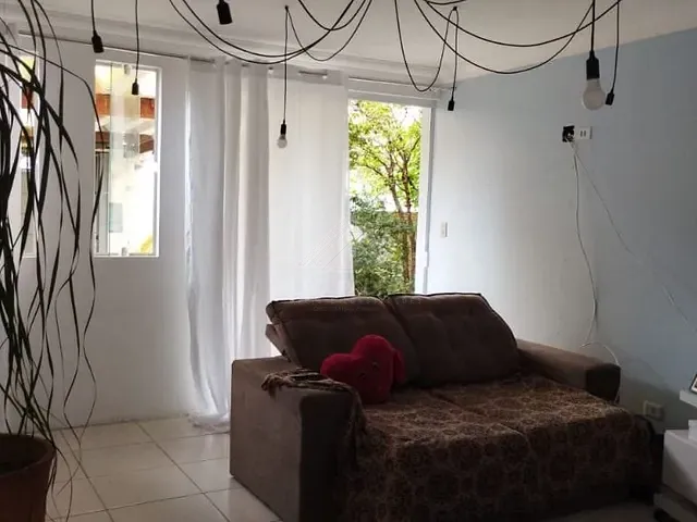 Casa com 300m² 5 quartos e 3 banheiros, à venda, no bairro Jardim Zaira em Mauá