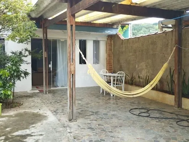 Casa com 300m² 5 quartos e 3 banheiros, à venda, no bairro Jardim Zaira em Mauá