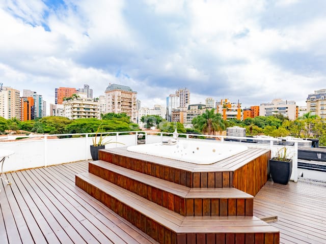 Casa com 360m² 3 quartos e 5 banheiros, à venda, no bairro Jardim Paulista em São Paulo