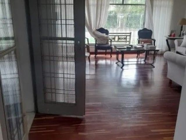 Casa com 450m² 3 quartos e 4 banheiros, à venda, no bairro Jardim Esplanada em São José dos Campos