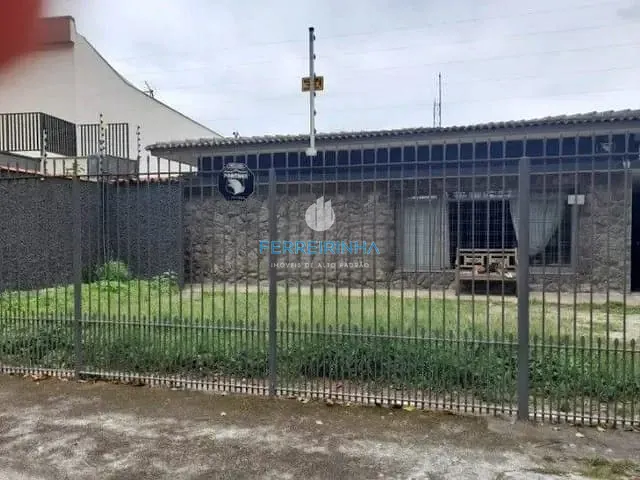 Casa com 450m² 3 quartos e 4 banheiros, à venda ou para alugar, no bairro Jardim Esplanada em São José dos Campos