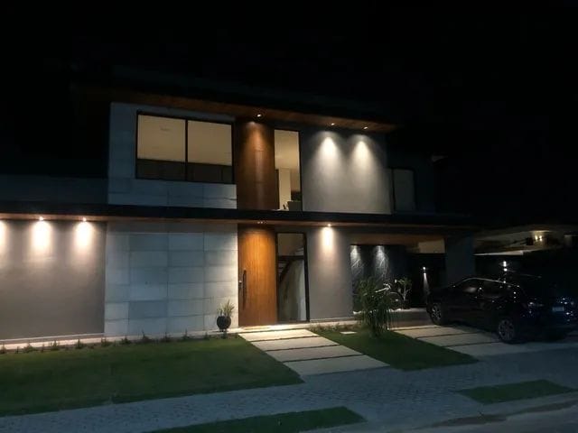 Casa com 600m² 3 quartos e 6 banheiros, à venda, no bairro Condomínio Residencial Colinas do Paratehy em São José dos Campos