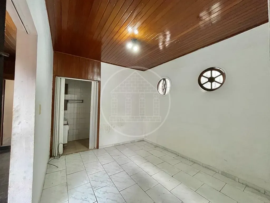 Casa, 3 quartos, 200 m² - Foto 9