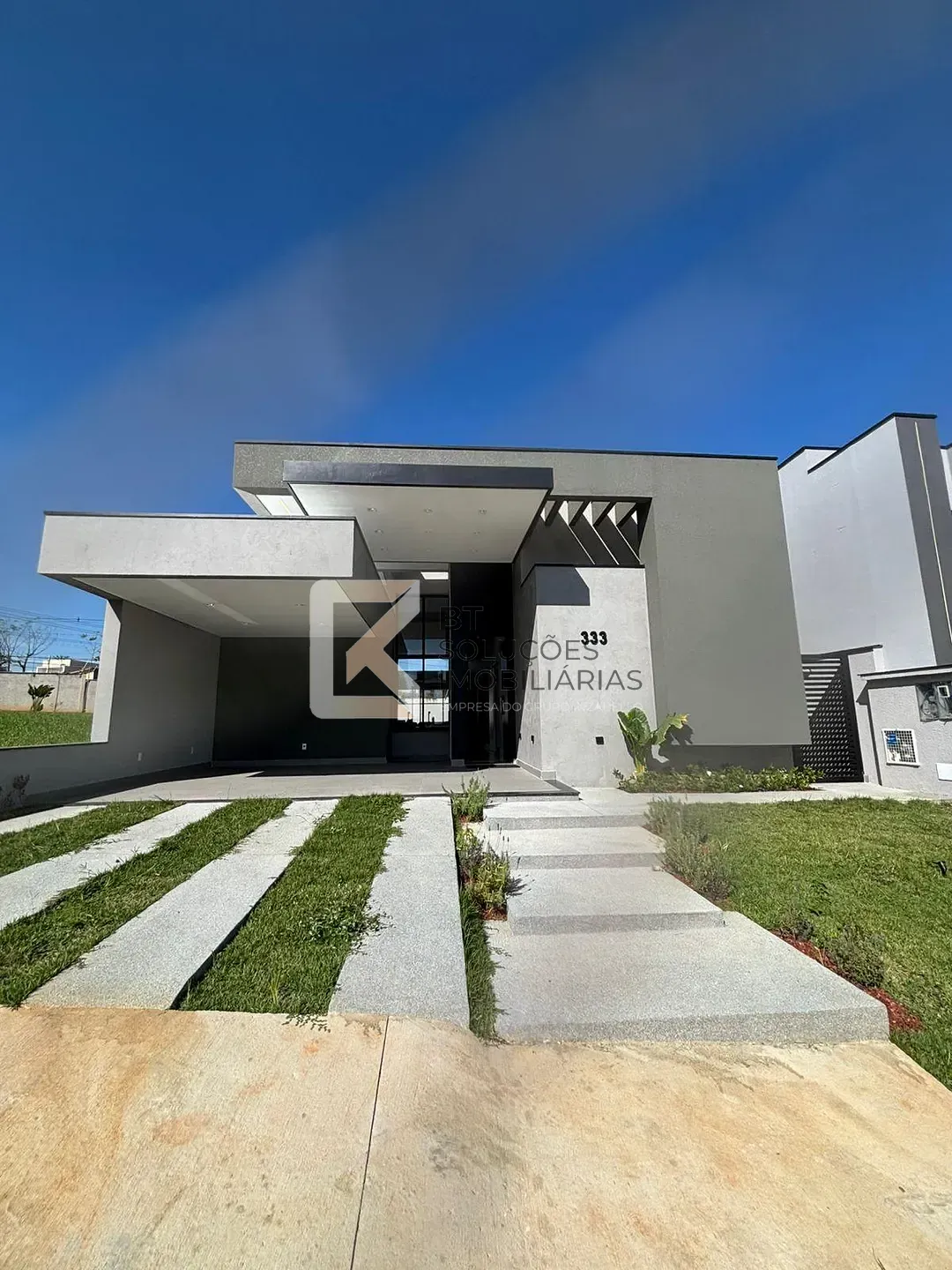 Casa, 3 quartos, 202 m² - Foto 1