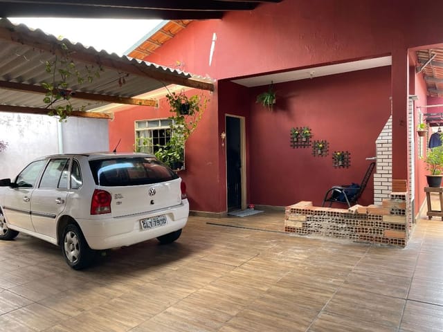 Foto do Casa - Casa com 4 dormitórios para alugar, 142 m² por R$ 1.200,00/mês - Jardim Itália - Uberaba/MG | ZUCATO IMOBILIARIA LTDA