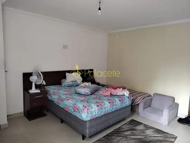 Casa com 200m² 3 quartos e 2 banheiros, à venda, no bairro Centro em Quiririm