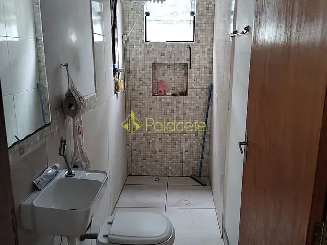 Casa com 200m² 3 quartos e 2 banheiros, à venda, no bairro Centro em Quiririm