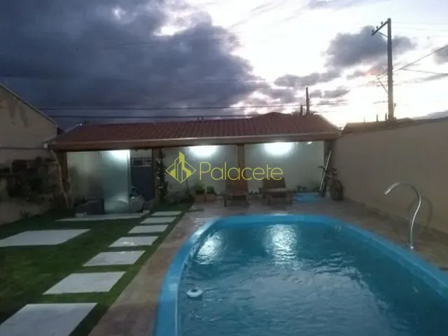 Casa com 250m² 1 quarto e 1 banheiro, à venda, no bairro Residencial e Comercial Cidade Jardim em Pindamonhangaba