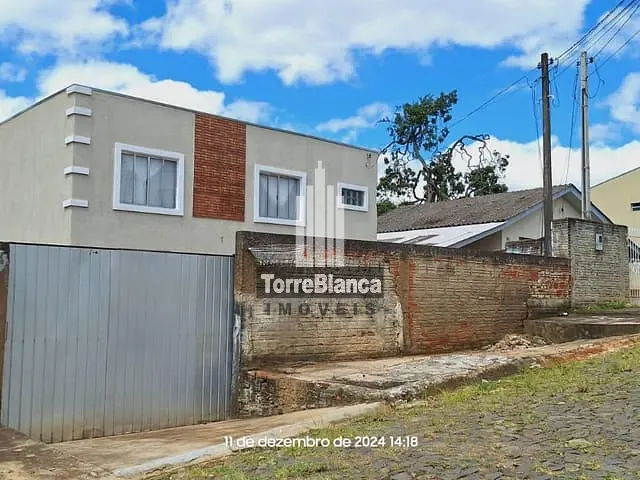 Casa com 296m² 5 quartos e 2 banheiros, à venda, no bairro Contorno em Ponta Grossa