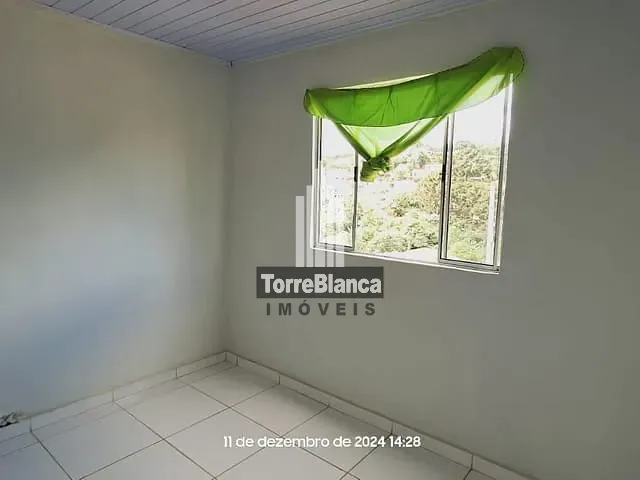 Casa com 296m² 5 quartos e 2 banheiros, à venda, no bairro Contorno em Ponta Grossa