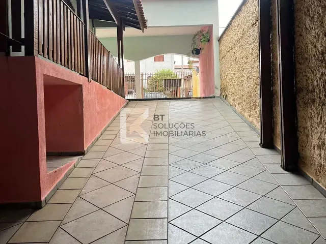 Casa 3 quartos e 3 banheiros, à venda, no bairro Vila Nossa Senhora Aparecida em Indaiatuba