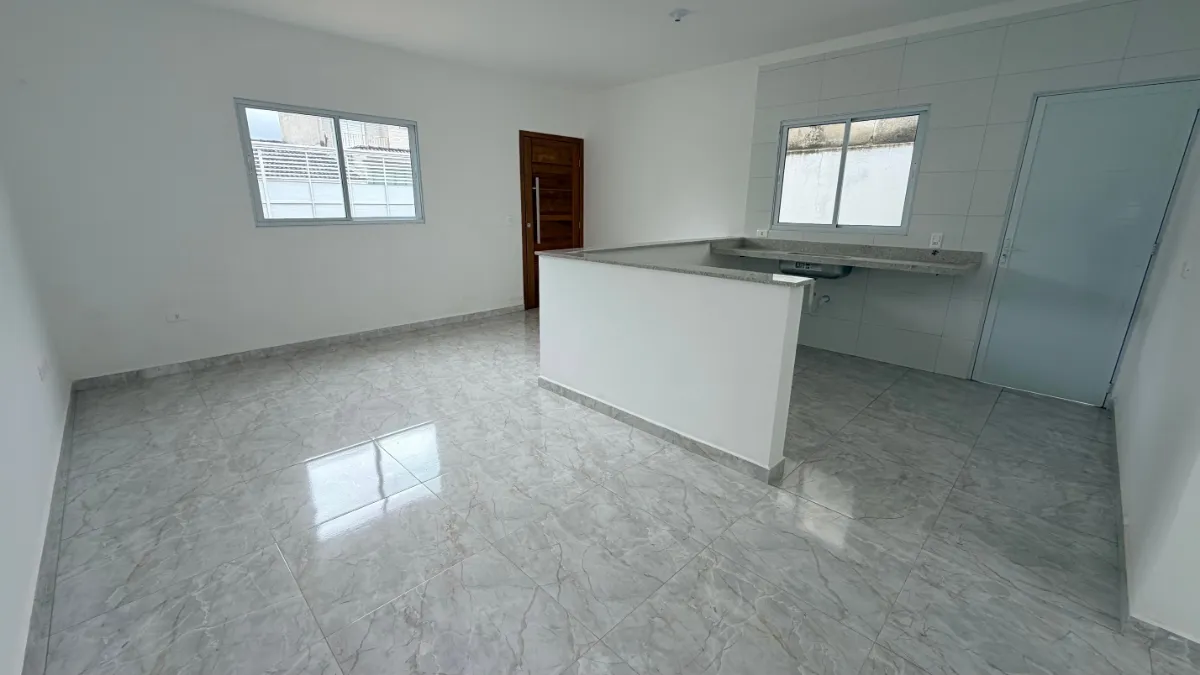 Casa para venda em Nova Cerejeira com 3 quartos, sendo 1 suíte, 80m²