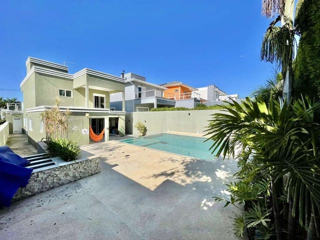 Casa com 440m² 3 quartos e 4 banheiros, à venda, no bairro Jardim Colibri em Cotia