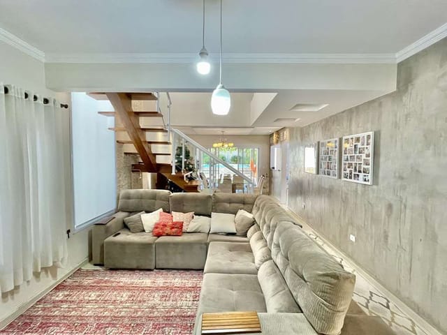 Casa com 440m² 3 quartos e 4 banheiros, à venda, no bairro Jardim Colibri em Cotia