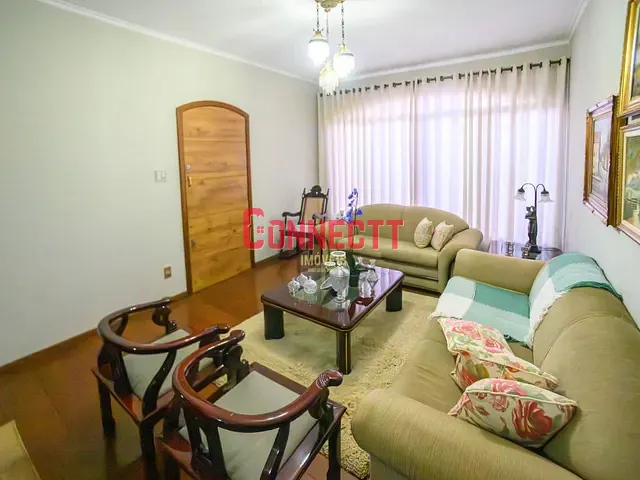 Casa com 270m² 3 quartos e 2 banheiros, à venda, no bairro Parque dos Bandeirantes em Ribeirão Preto