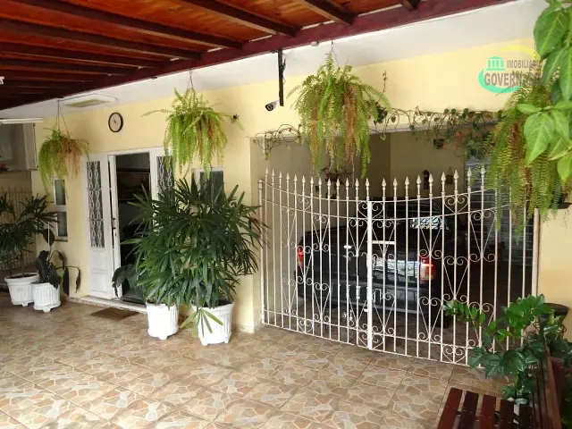 Casa com 250m² 3 quartos e 2 banheiros, à venda, no bairro Jardim Londres em Campinas