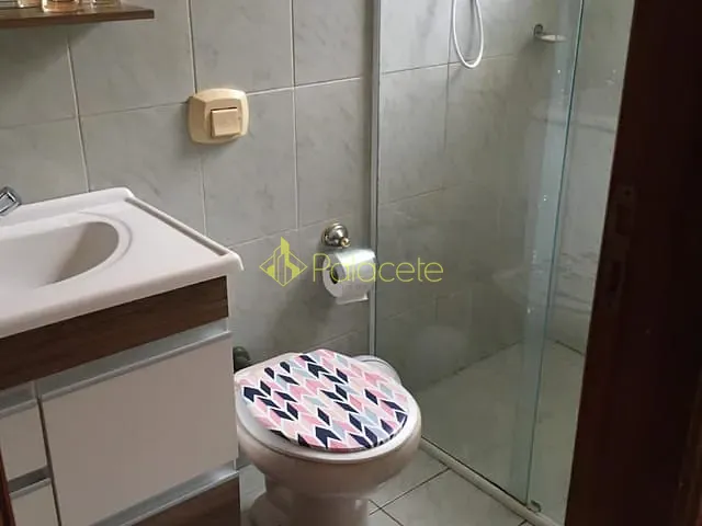 Casa 2 quartos e 1 banheiro, à venda, no bairro Vila São José em Taubaté
