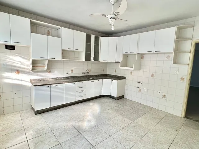 Casa com 222m² 3 quartos e 2 banheiros, à venda, no bairro Areal em Pelotas