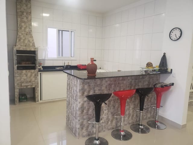 Casa com 457m² 4 quartos e 4 banheiros, à venda, no bairro Condomínio Residencial Jaguary em São José dos Campos