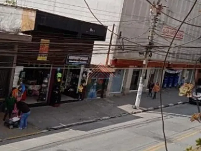 Casa com 250m² 4 quartos e 6 banheiros, à venda, no bairro Jardim Zaira em Mauá