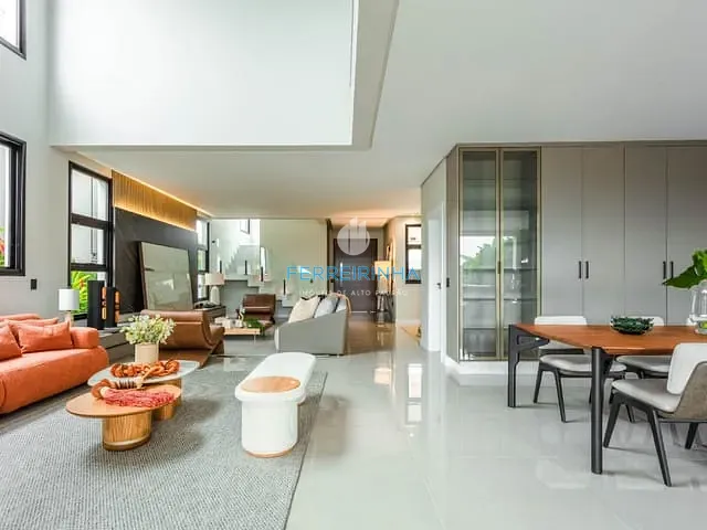 Casa com 483m² 5 quartos e 6 banheiros, à venda, no bairro Urbanova em São José dos Campos