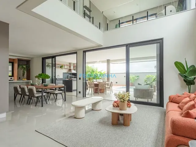Casa com 483m² 5 quartos e 6 banheiros, à venda, no bairro Urbanova em São José dos Campos