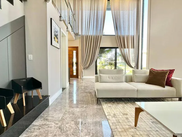 Casa com 769m² 3 quartos e 3 banheiros, à venda, no bairro Laranjal em Pelotas