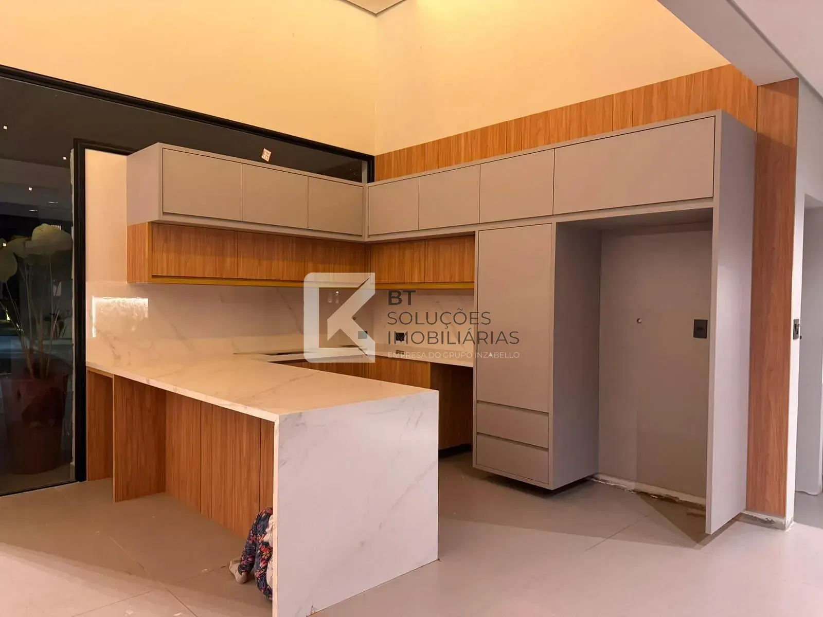 Casa, 4 quartos, 235 m² - Foto 9