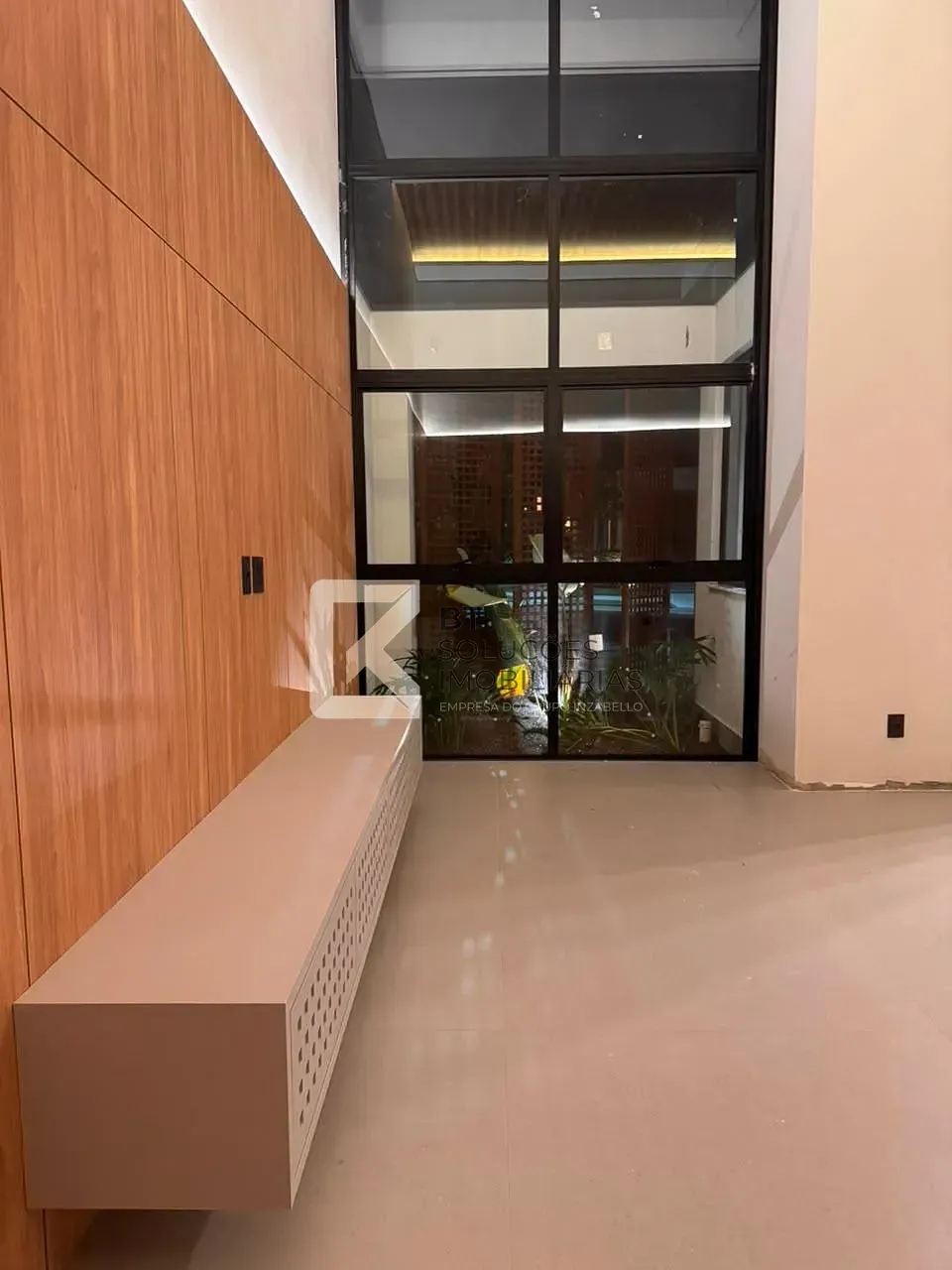 Casa, 4 quartos, 235 m² - Foto 2