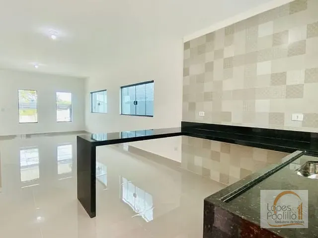 Casa com 384m² 3 quartos e 2 banheiros, à venda, no bairro Serras de Atibaia II em Atibaia