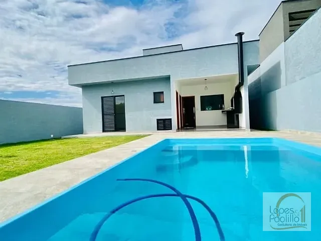 Casa com 384m² 3 quartos e 2 banheiros, à venda, no bairro Serras de Atibaia II em Atibaia