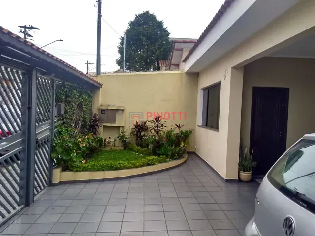 Casa 3 quartos e 4 banheiros, à venda, no bairro Assunção em São Bernardo do Campo